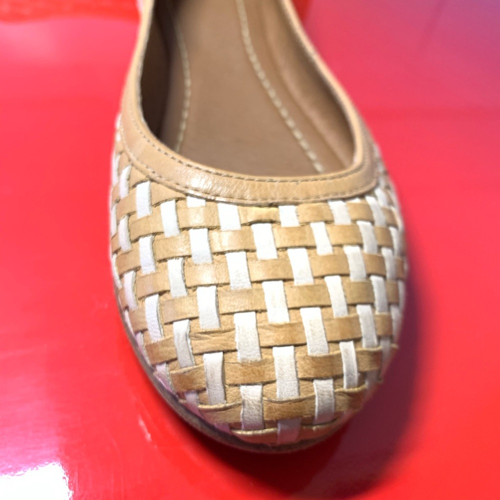FRYE - Picture 6 of 10